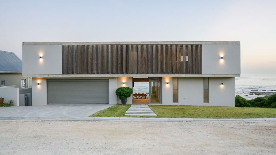 5 Bedroom Property for Sale in Suiderstrand Western Cape